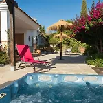 Ξενοδοχείο Cortijo De Salia 2*