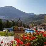 Cortijo De Salia Ξενοδοχείο Alcaucín