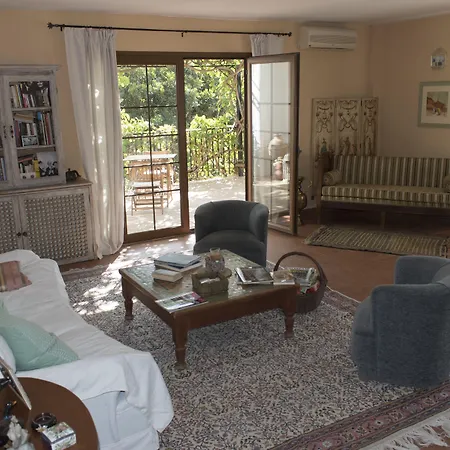 ホテル Cortijo De Salia